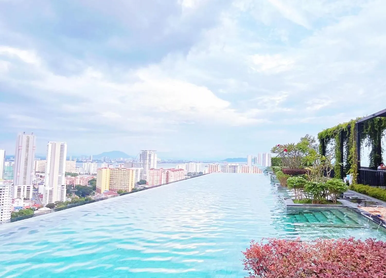 Beacon Georgetown Skypool Cityview Free 2 Carpark Μαλαισία